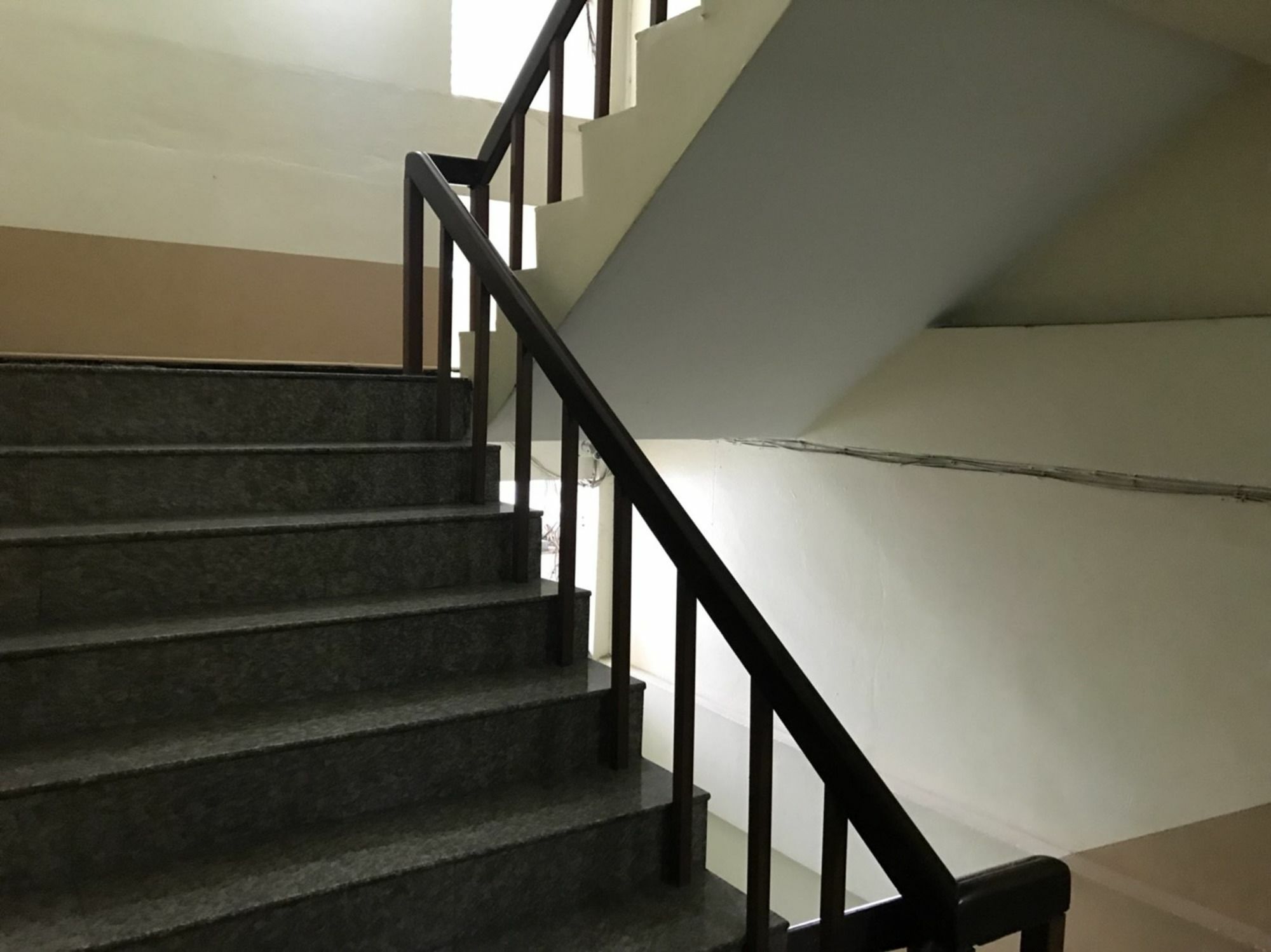 Oyo 75494 President Apartment Pattaya Luaran gambar
